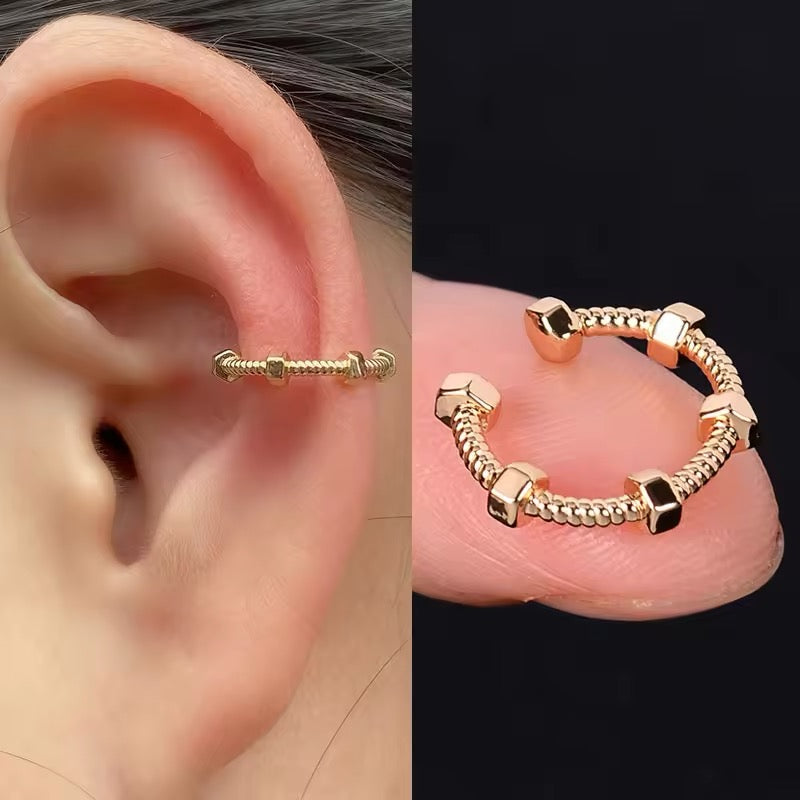 Faux piercing clou