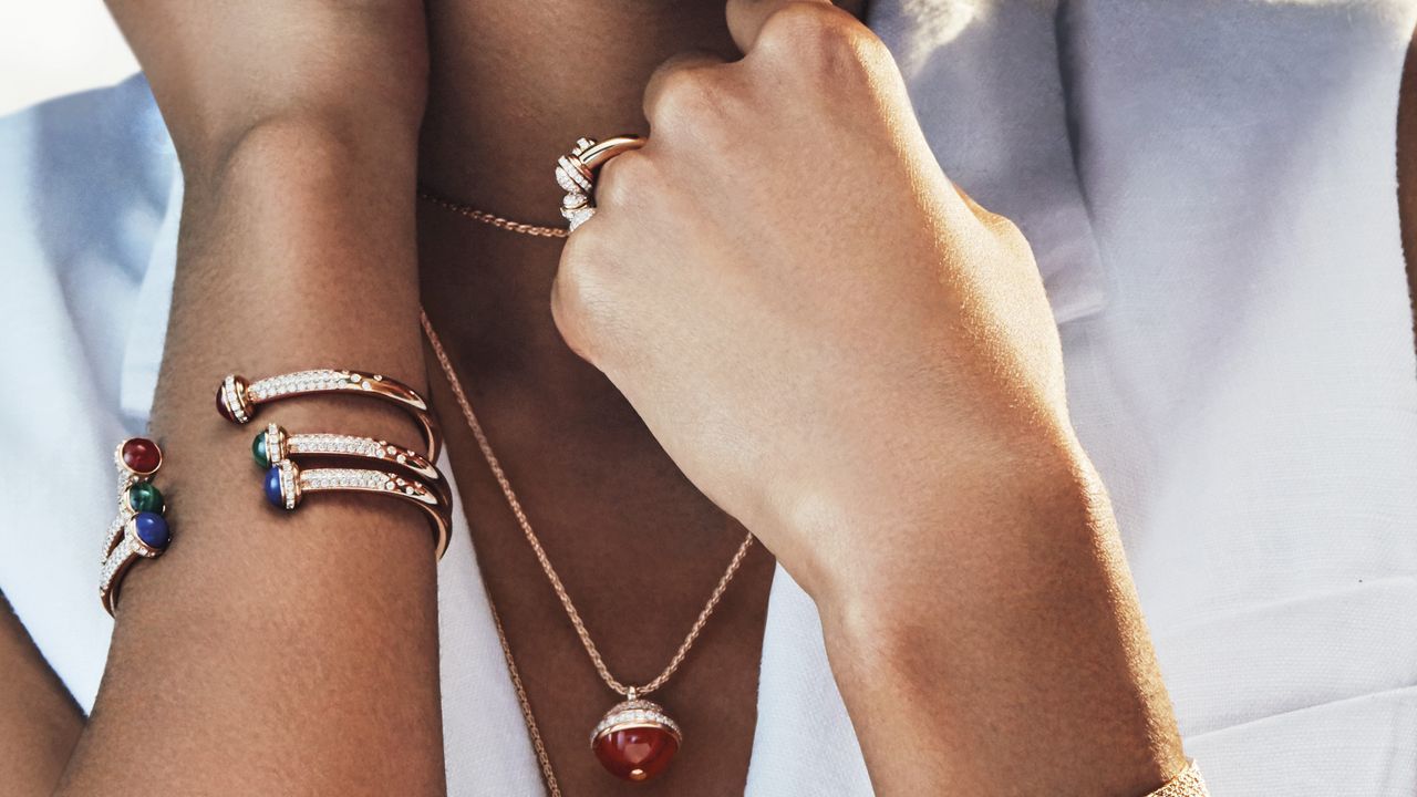 Bracelet Possession